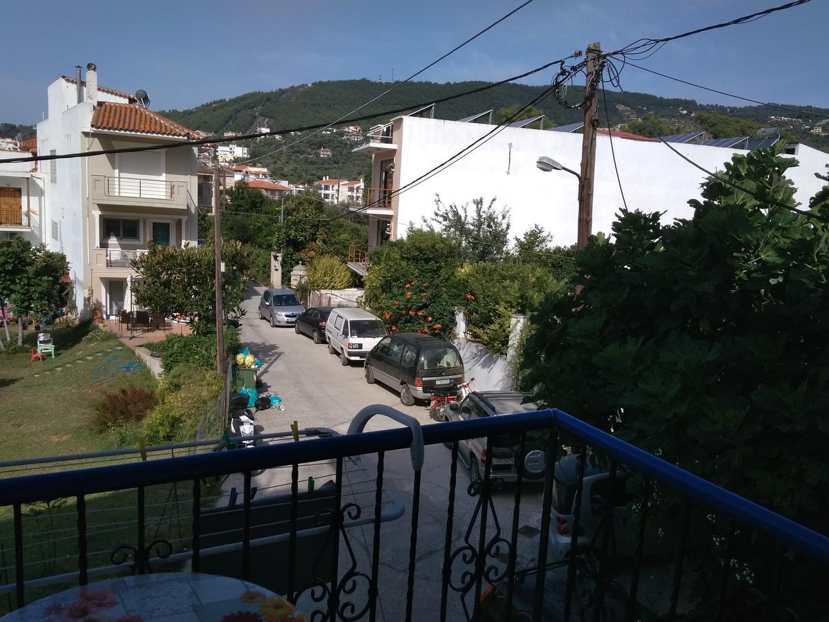 Syraina Apartments Skiathos Exterior foto