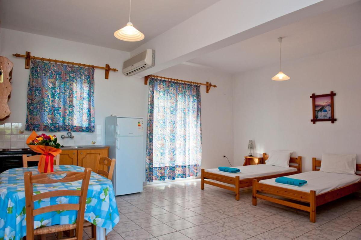 Syraina Apartments Skiathos Exterior foto